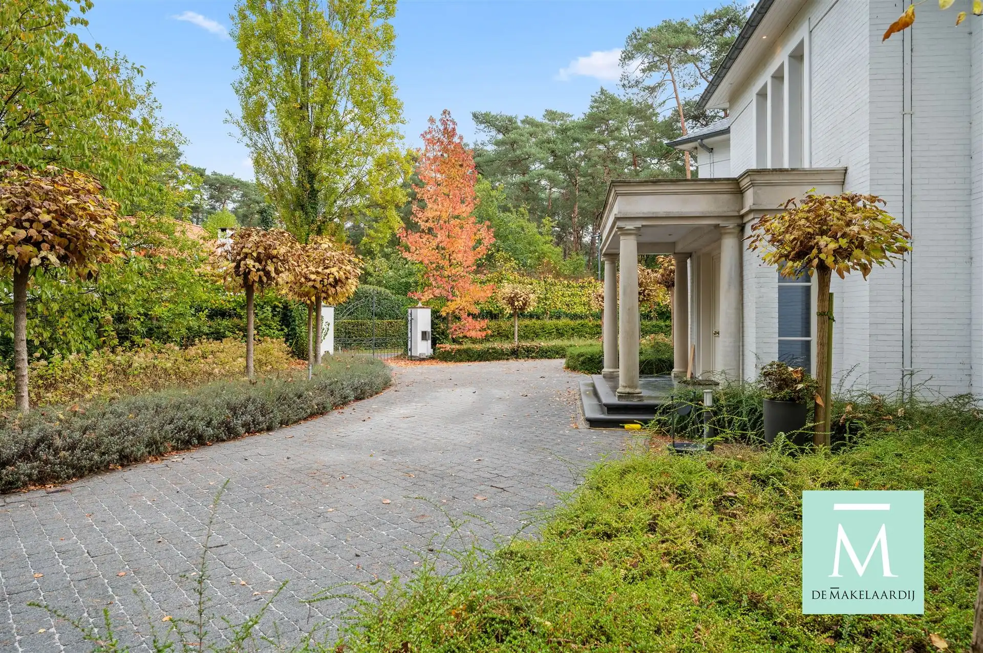 Stijlvolle villa met prachtige tuin, gelegen in het groen foto 45