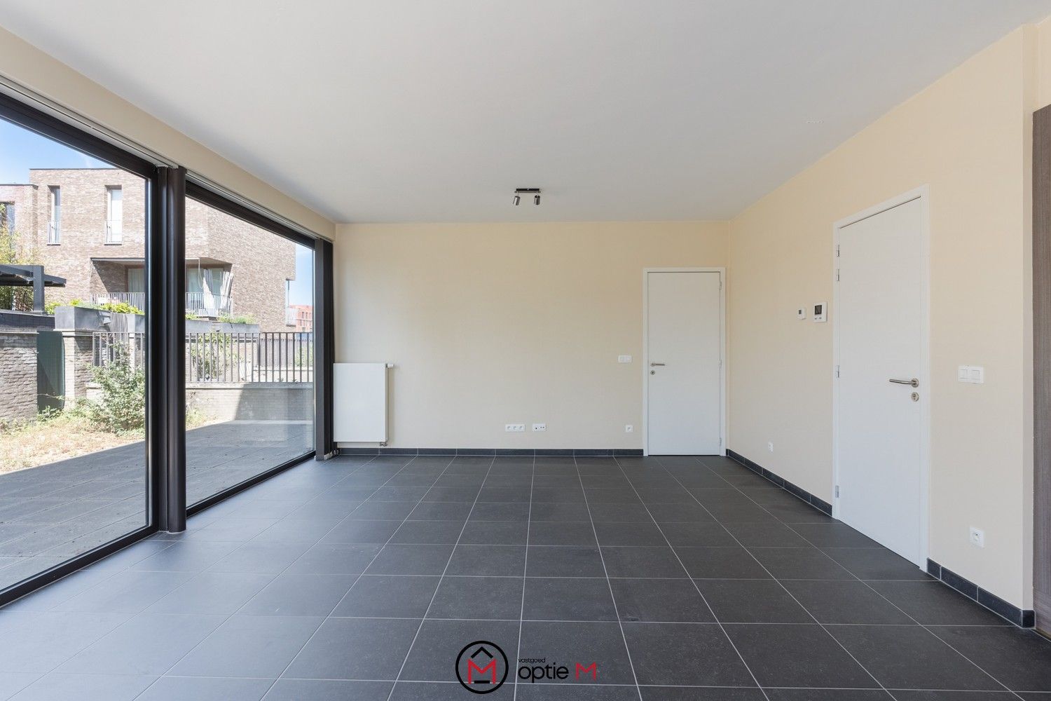 Gelijkvloers appartement met terras, tuin en kelder foto 5