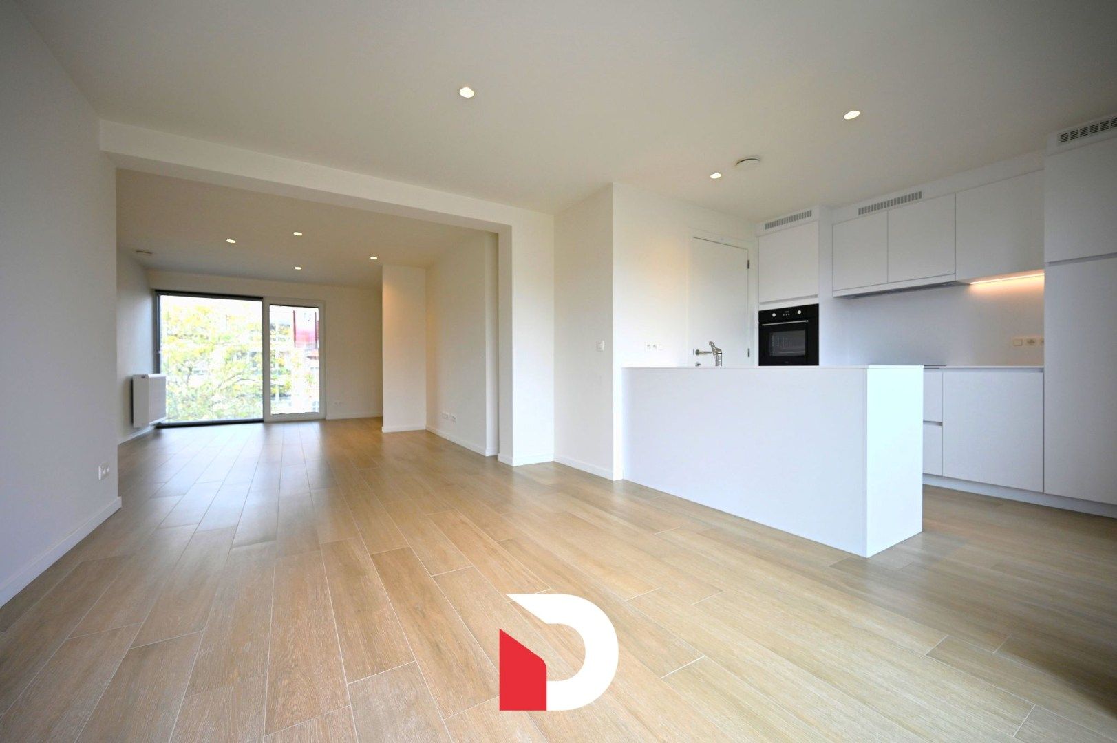 Instapklaar appartement met 2 slk label A en ruim terras centrum Brugge foto {{pictureIndex}}