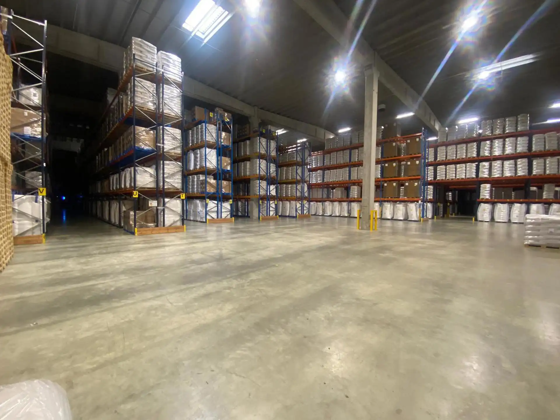 Magazijn te huur  foto 2