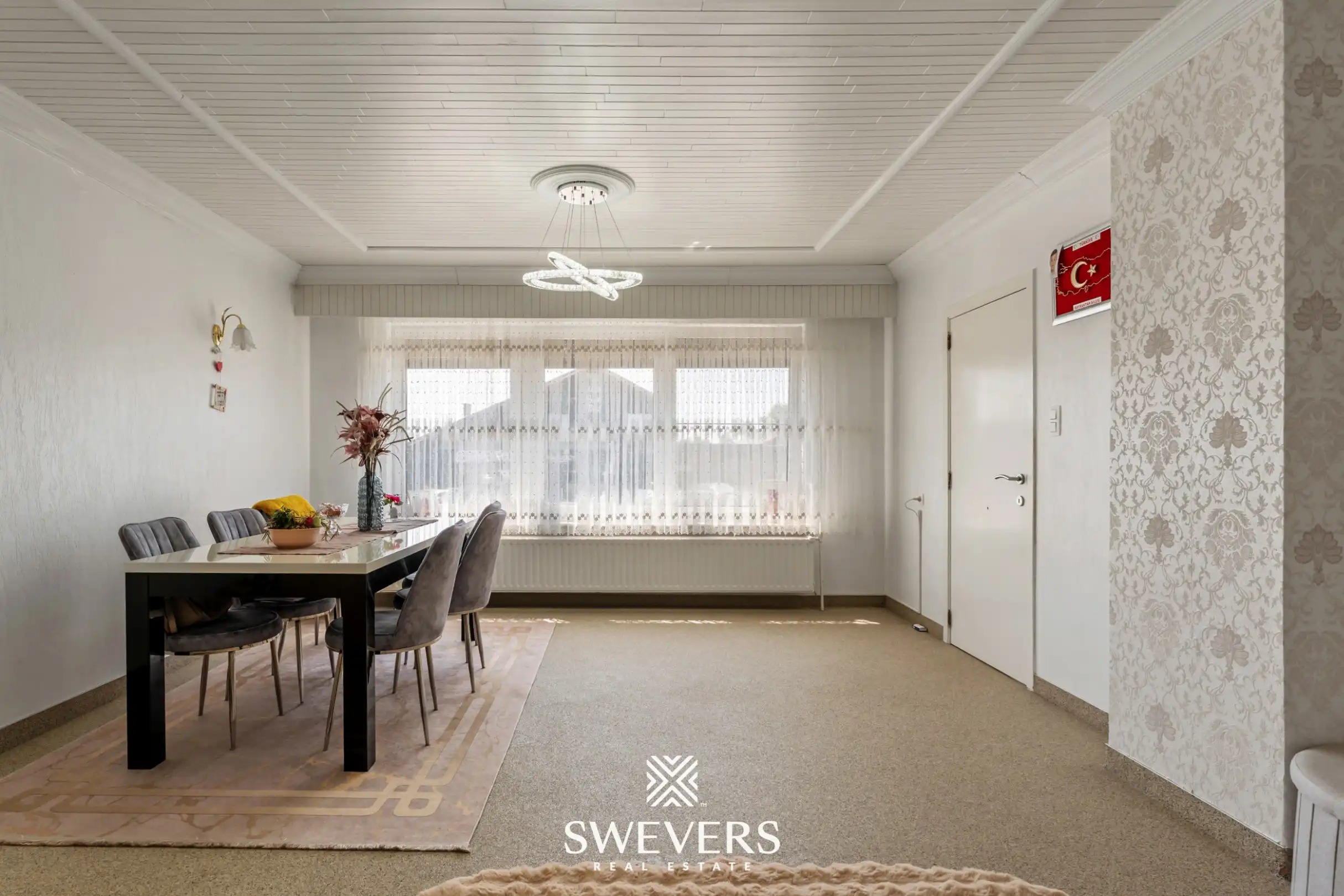 Gerenoveerde woning met 4 slaapkamers op 11a foto 6
