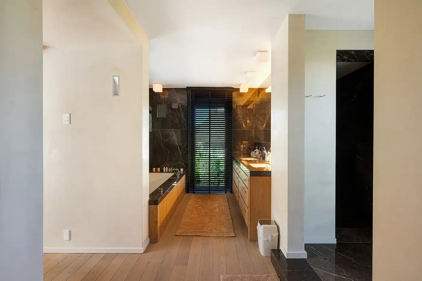 Exclusief: zeer discreet gelegen villa in een rustige omgeving in het Zoute foto 17