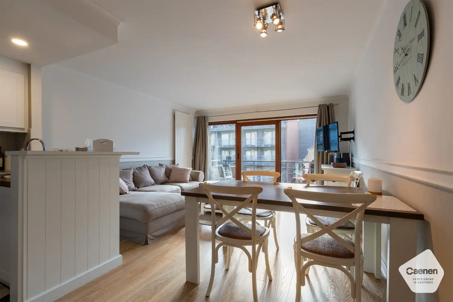 Instapklaar 2-slaapkamer appartement op toplocatie te Nieuwpoort foto 4