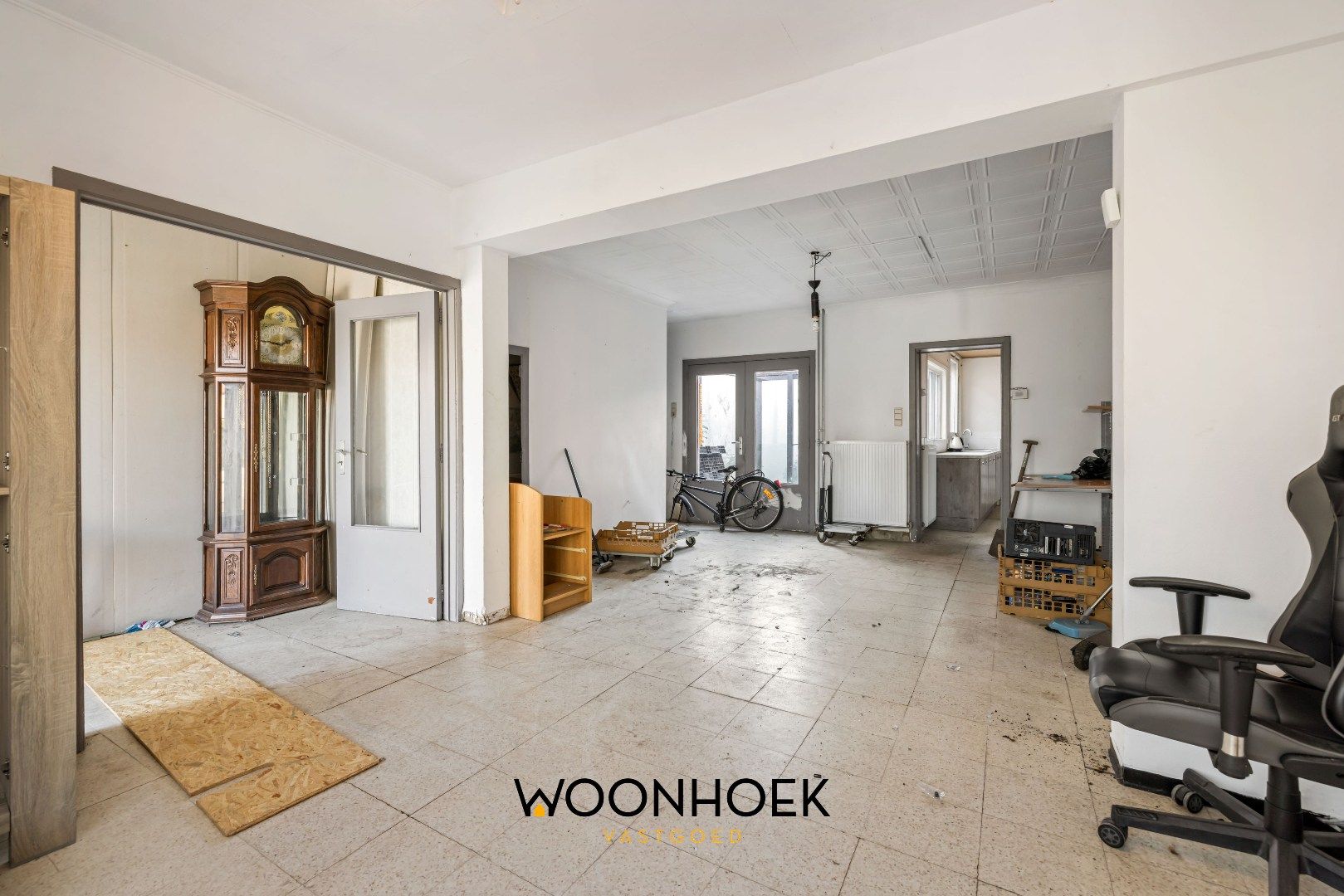 Te renoveren woning in centrum Overmere foto 2