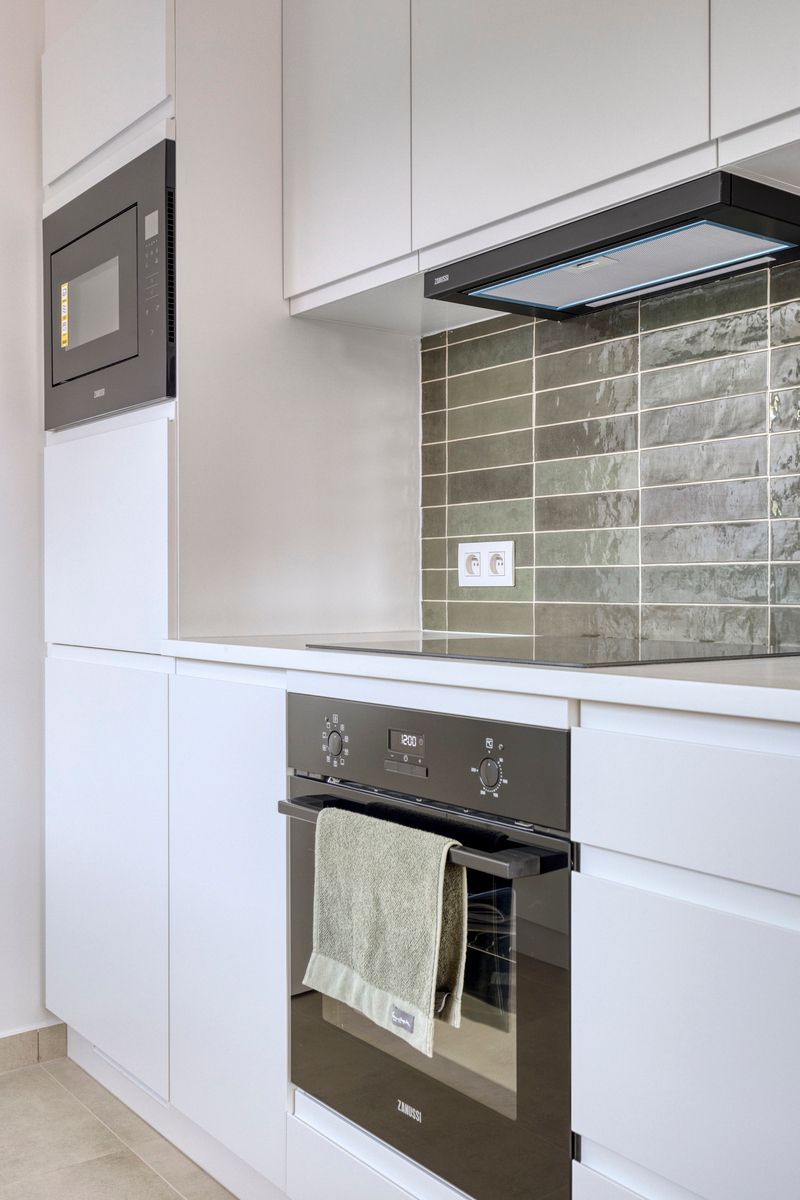 Stijlvol appartement  in hartje Zeveneken! foto 6