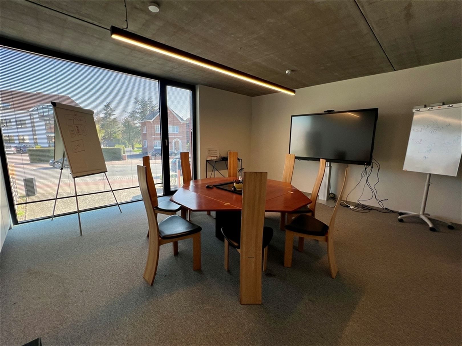 Duurzaam kantoorgebouw nabij station Gent-Sint-Pieters foto 8