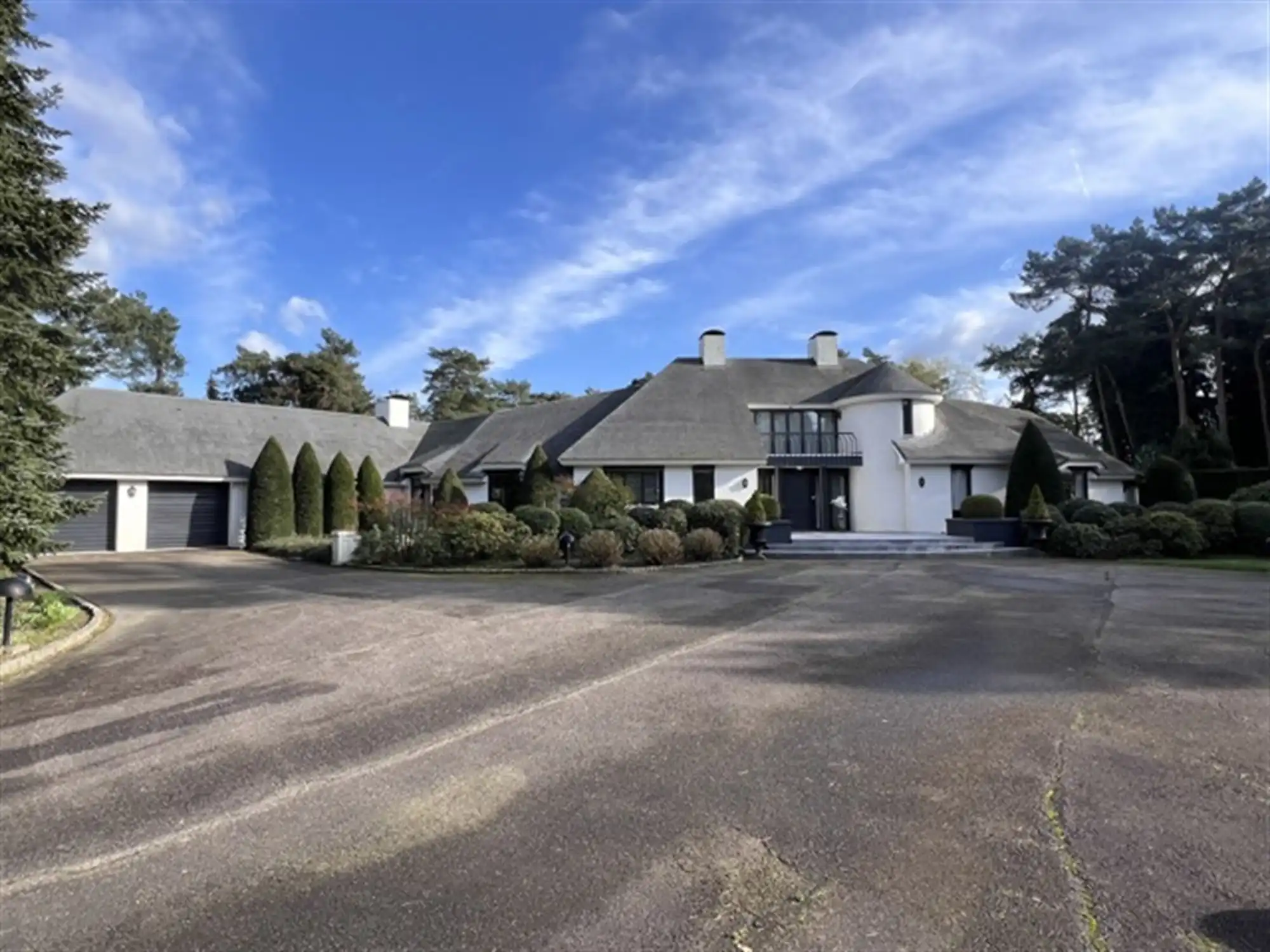 Statig landgoed met binnenzwembad op toplocatie foto 83