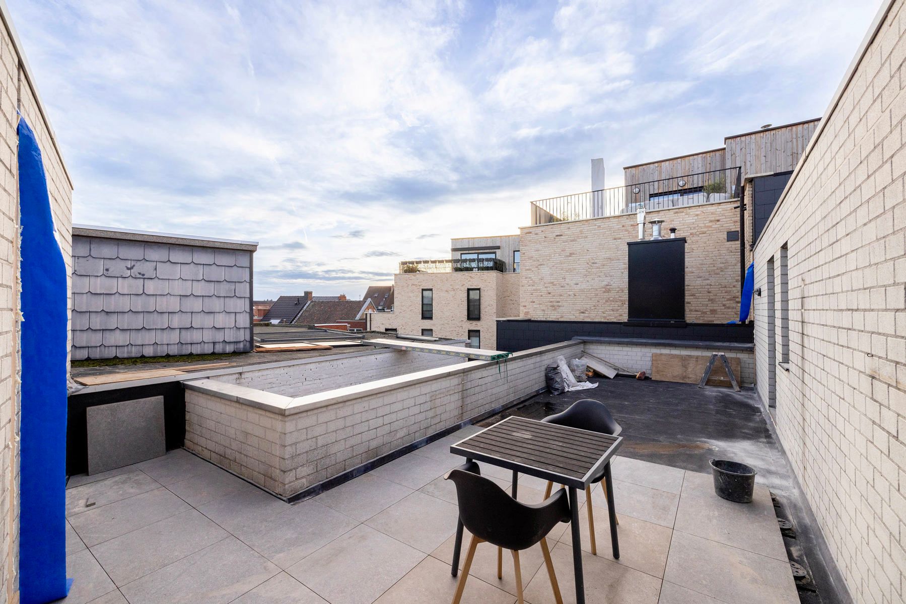 Instapklaar dakapp met 1slpk, 2x terras en kelder foto 12