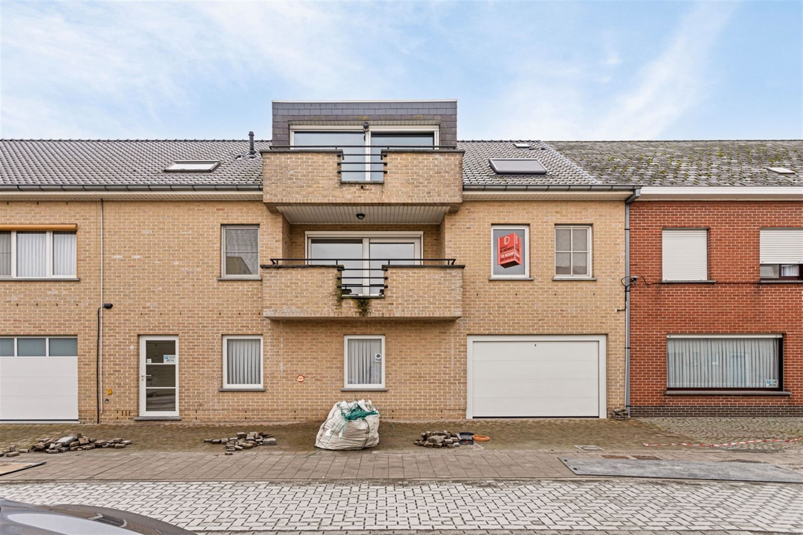App met 2 slpk en garage dichtbij centrum foto 18