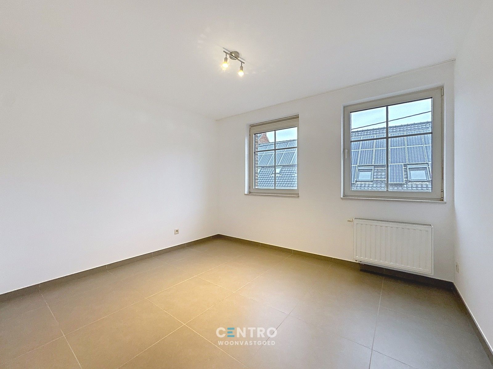 Recente ENERGIEZUINIGE woning met 3 RUIME slpk, bureel én garage! foto 13