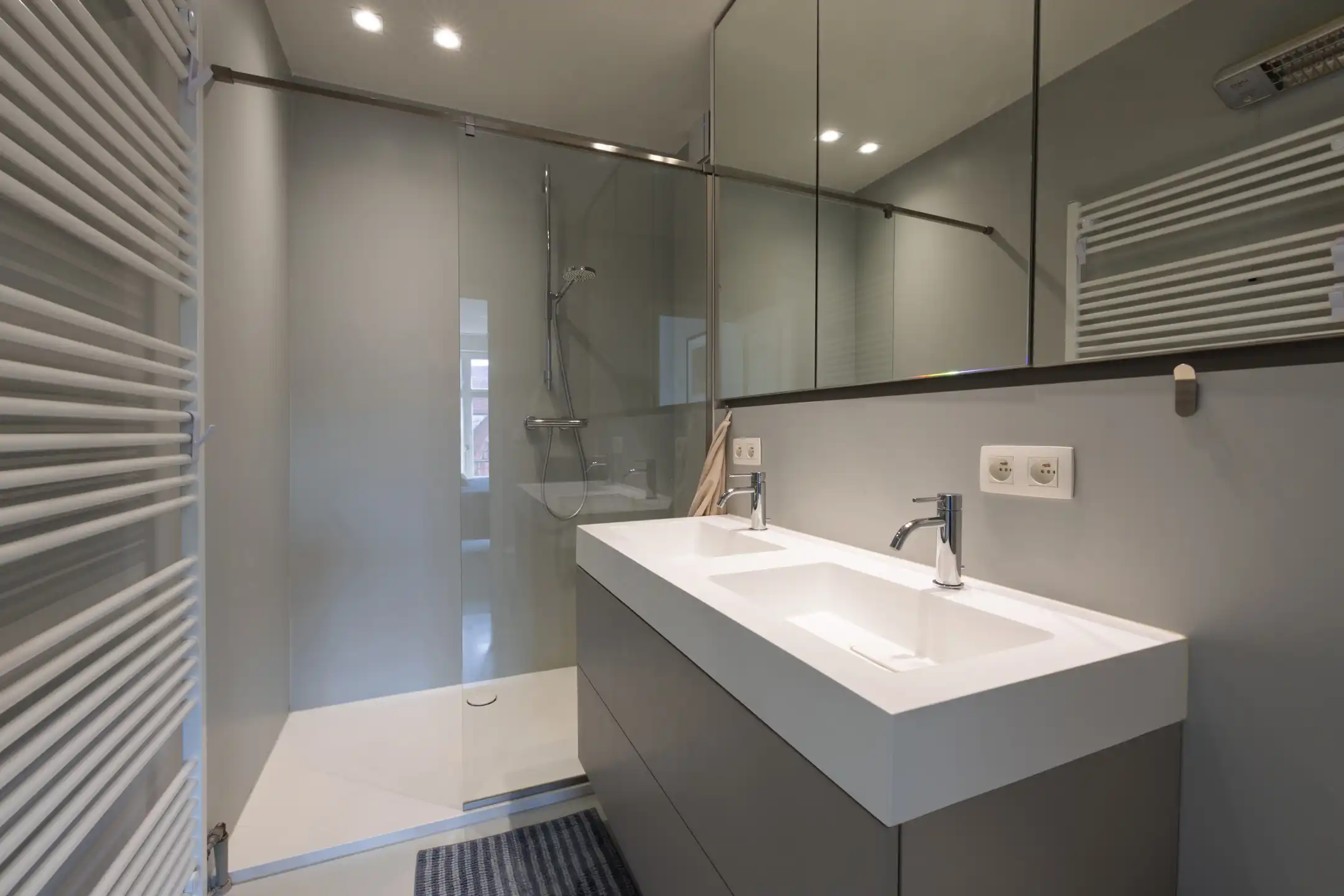 ANTWERPEN-CENTRUM - Ruim appartement bij de Kloosterstraat foto 14