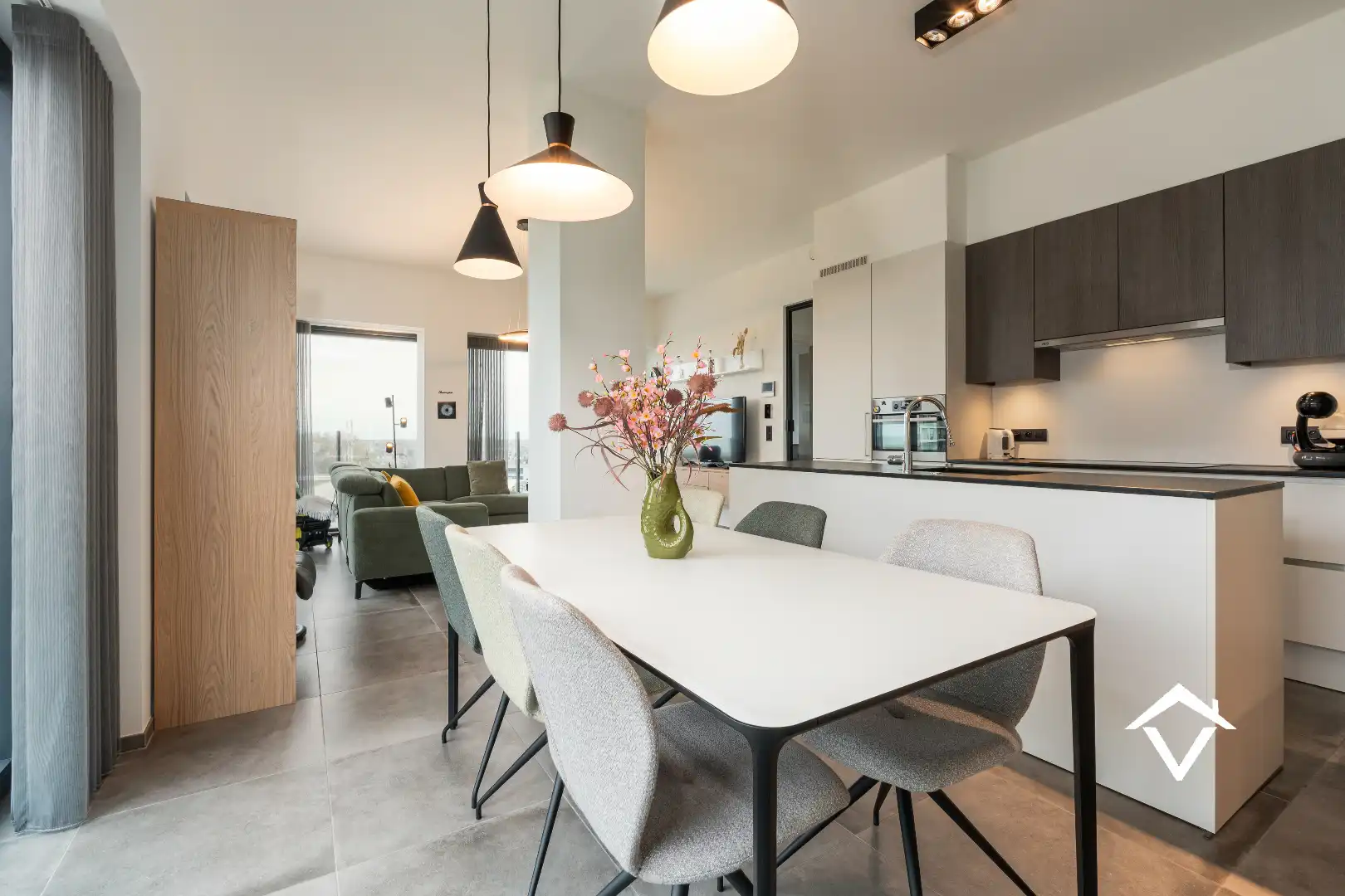 Exclusief en energiezuinig appartement op de zesde verdieping met panoramisch uitzicht op Oosteroever! foto 6