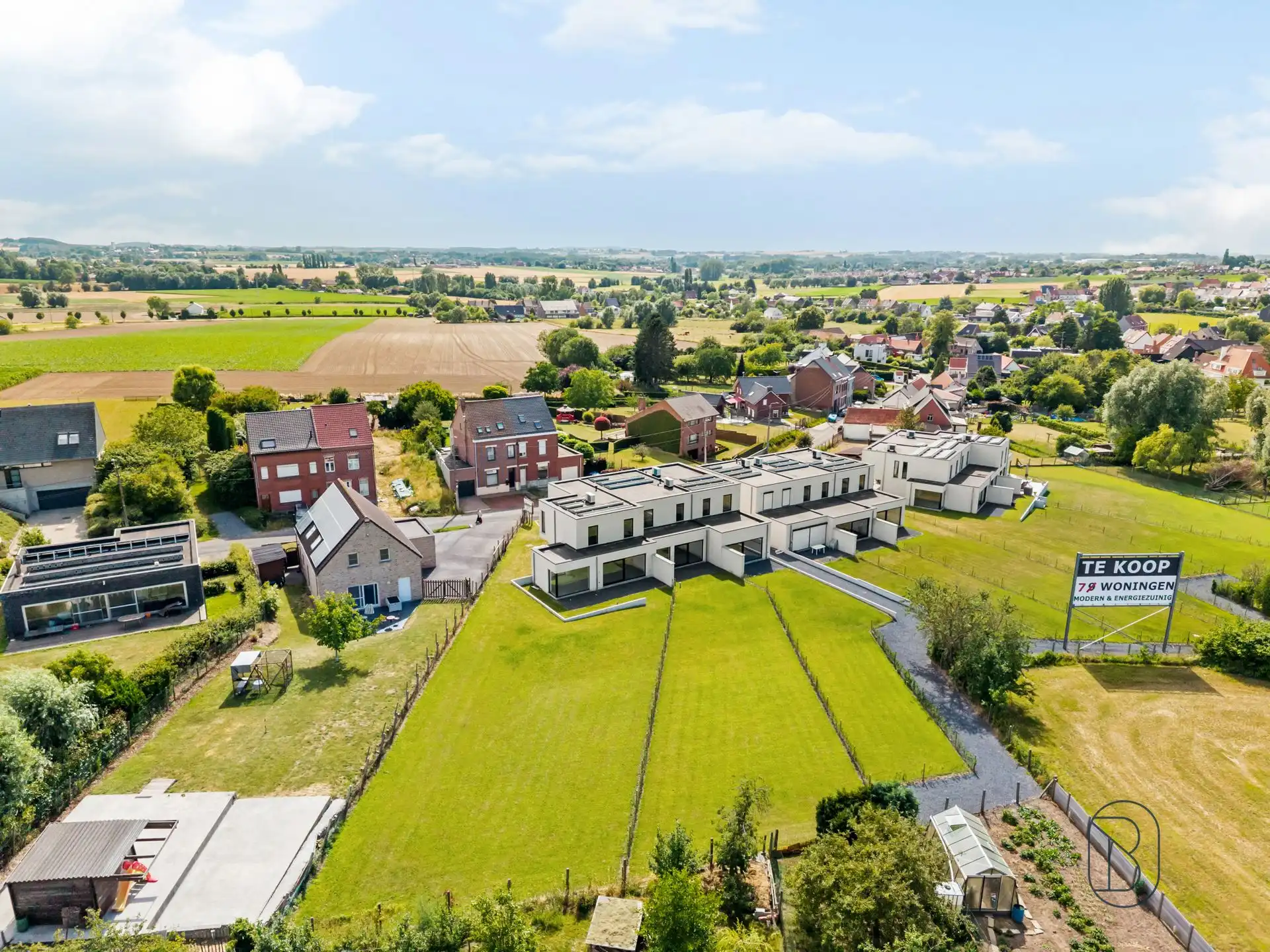 Kwalitatieve moderne energiezuinige luxe-woning met tuin. foto 16