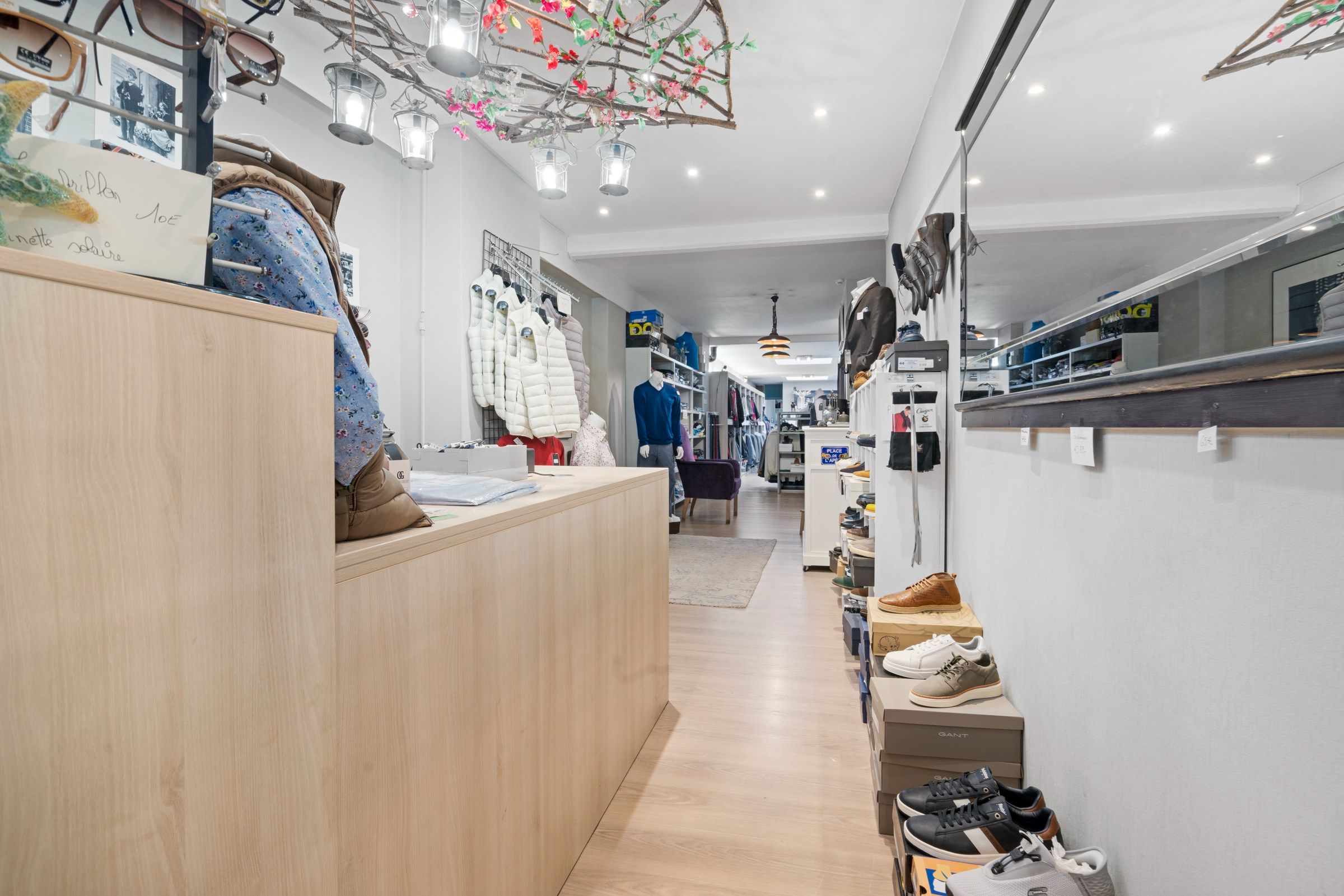 Winkel in de Lippenslaan te Knokke foto 4