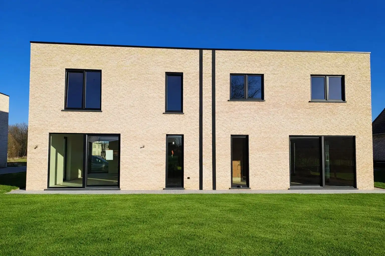 INSTAPKLARE NIEUWBOUWWONING MET 3 SLPK’S (LOT 8) IN MILLEN – RIEMST foto 3