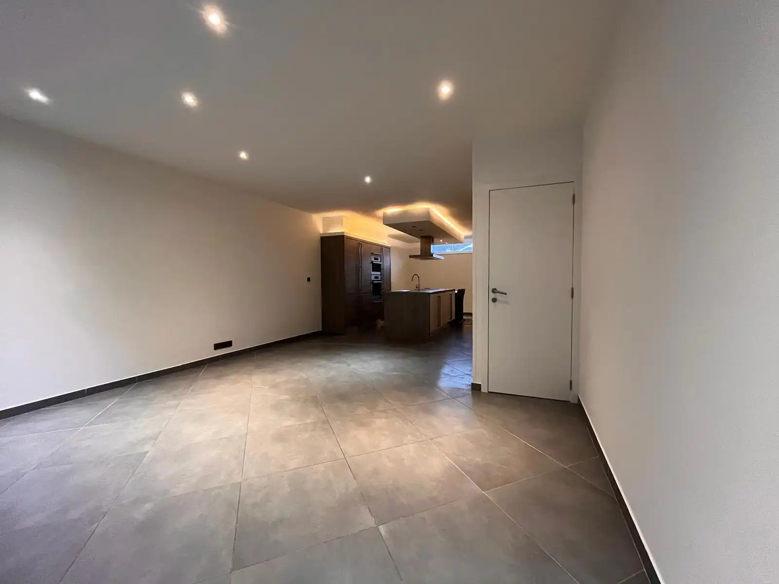 Instapklare woning met 3 slpks nabij station Tienen foto 2