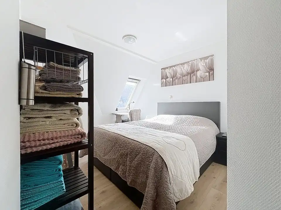 Uw eigen plek aan zee: stijlvol duplex-appartement met 3 slpks in het hart van Koksijde foto 9