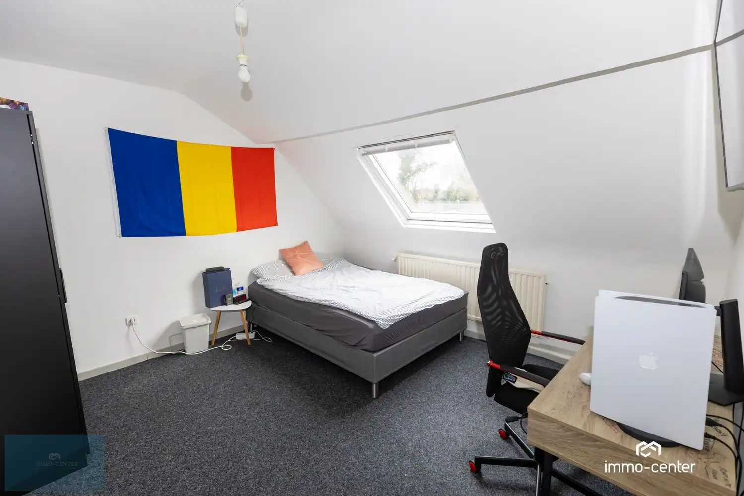 Ruime open bebouwing met westgerichte tuin in Genk foto 22