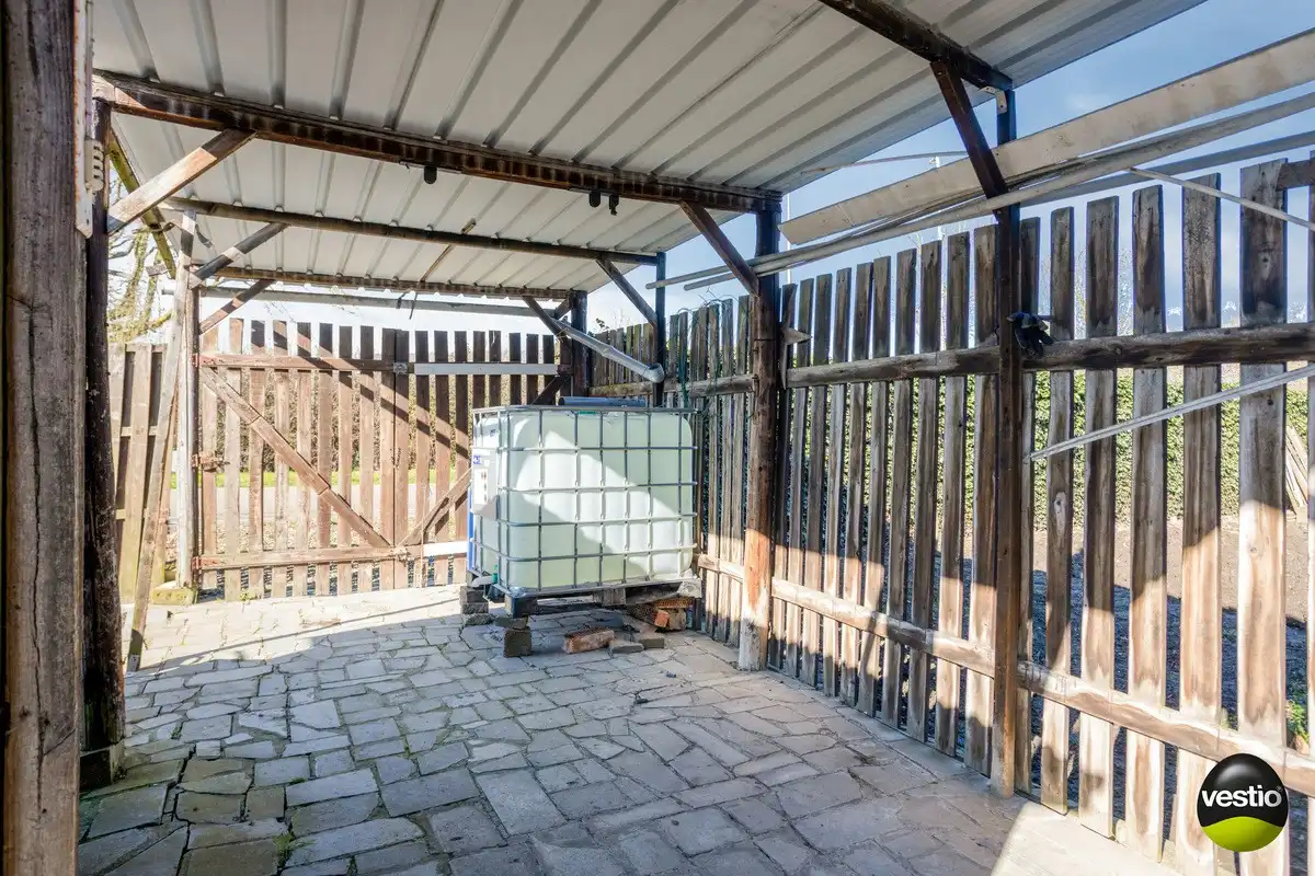 RUIME OPEN BEBOUWING (OB) MET 3 SLAAPKAMERS, GARAGE EN KELDER OP HOEKPERCEEEL VAN 6A67CA. foto 6