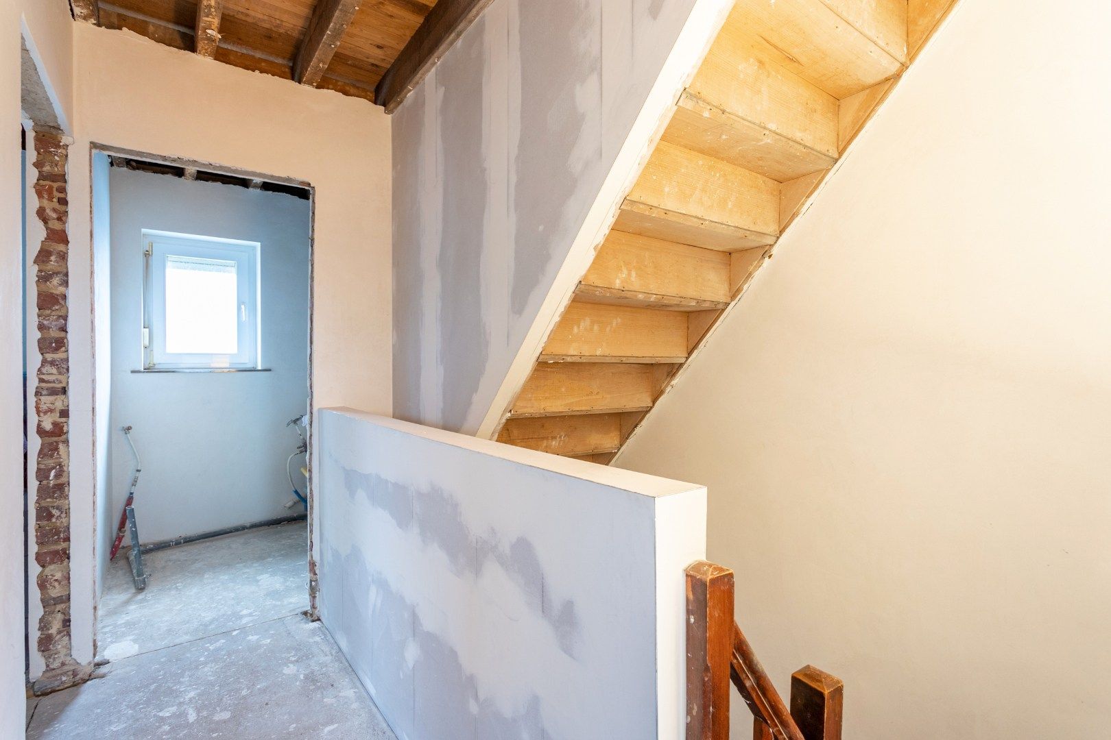 Rustig gelegen halfopen woning met 3 slpks en tuin te Buizingen foto 18