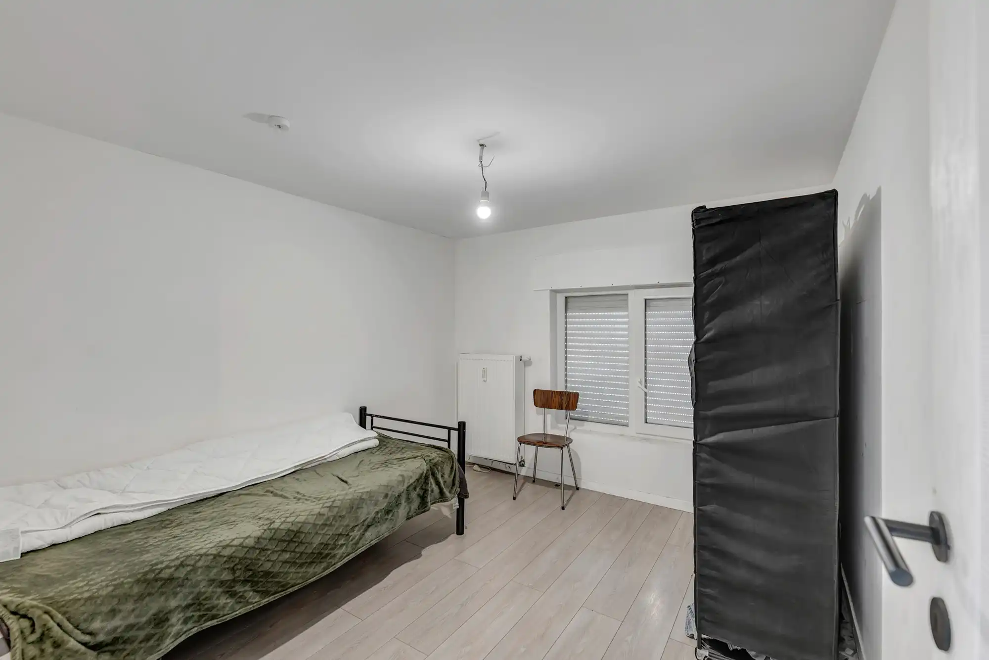 Instapklare gezinswoning met 4 slaapkamers en 2 badkamers foto 15