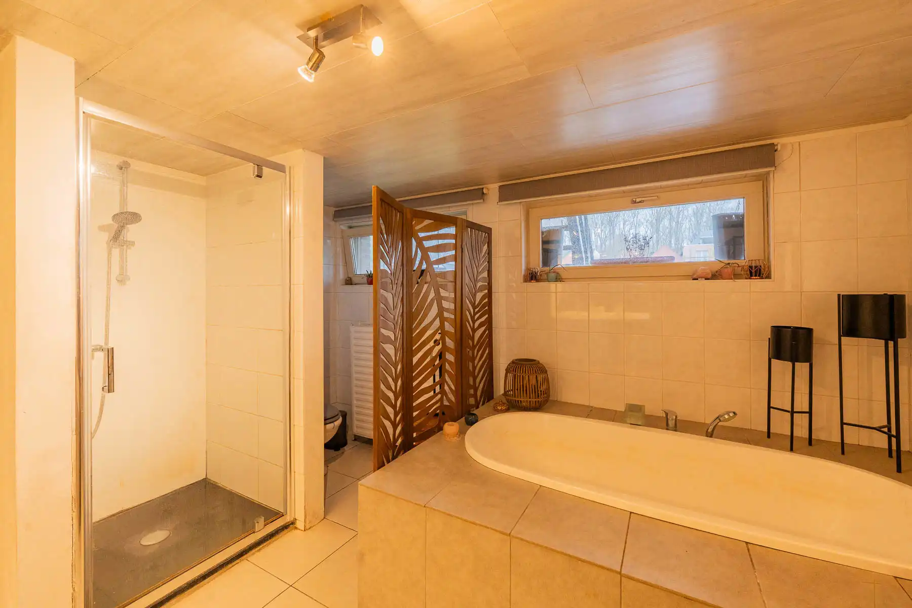 Karaktervolle, vrijstaande woning met mooie tuin foto 13