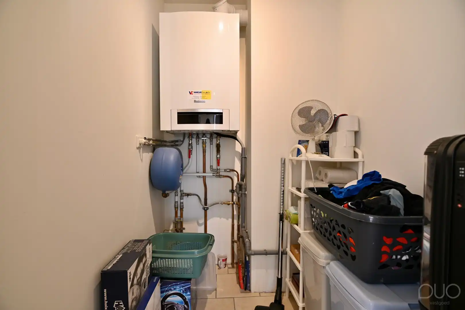 Moderne halfopen ééngezinswoning in de Tongerse stadsrand foto 15