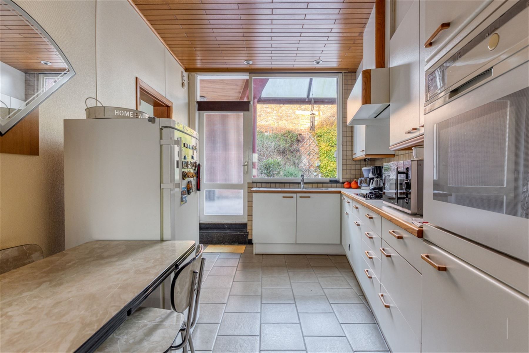 Halfopen bebouwing met 4 slaapkamers en garage foto 9