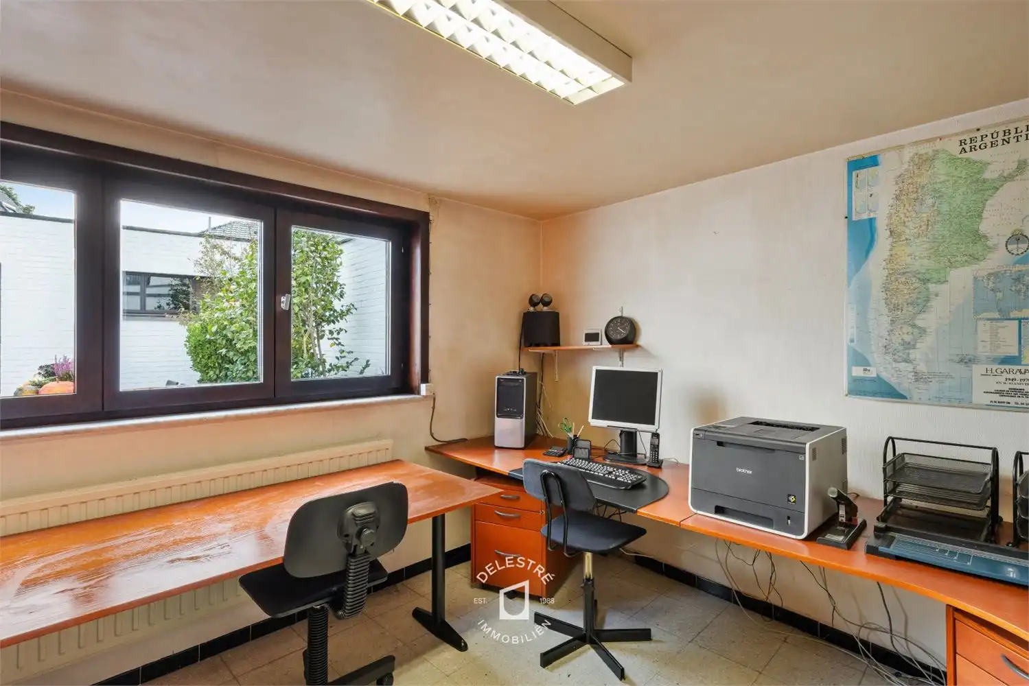 SOLIDE PERFECT ONDERHOUDEN (HANDELS)WONING MET GARAGE BRUSSELBAAN foto 14