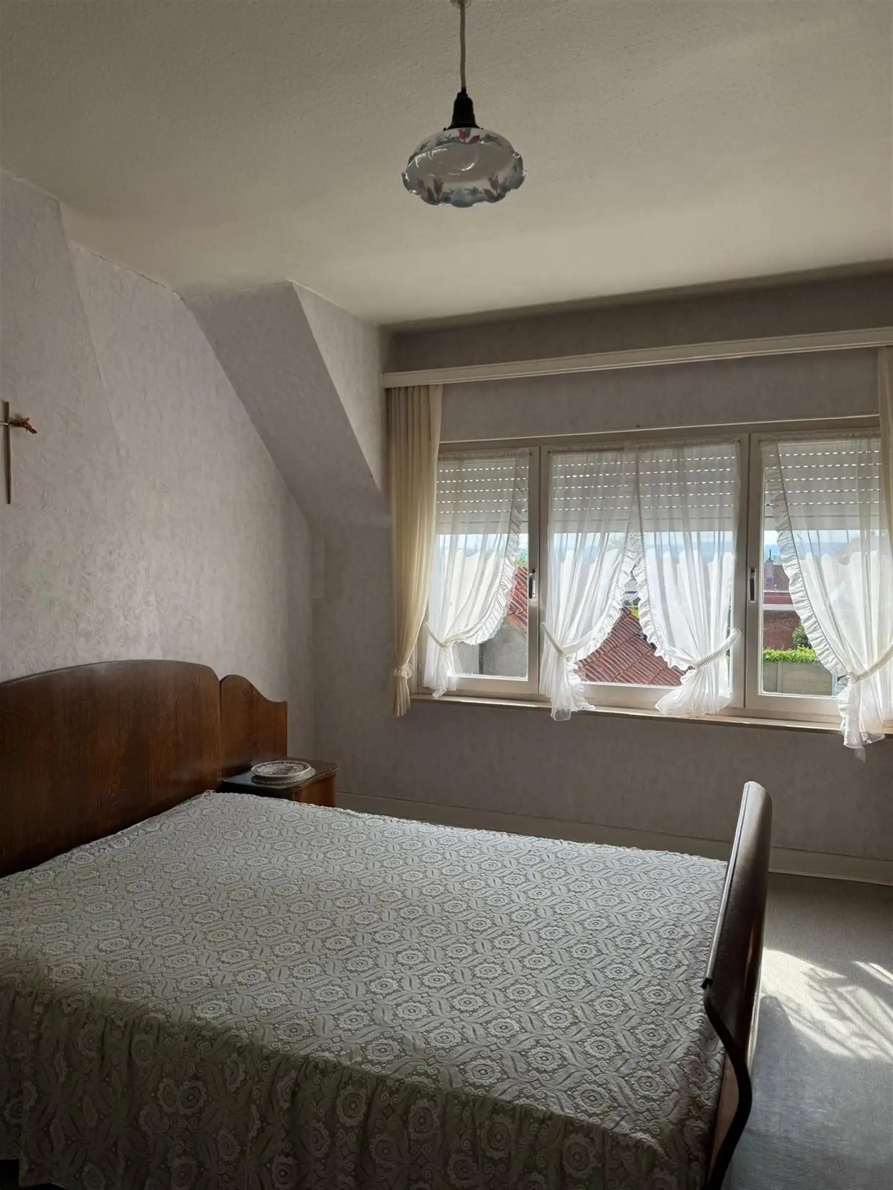 Goed onderhouden woning in het centrum van Anzegem foto 8
