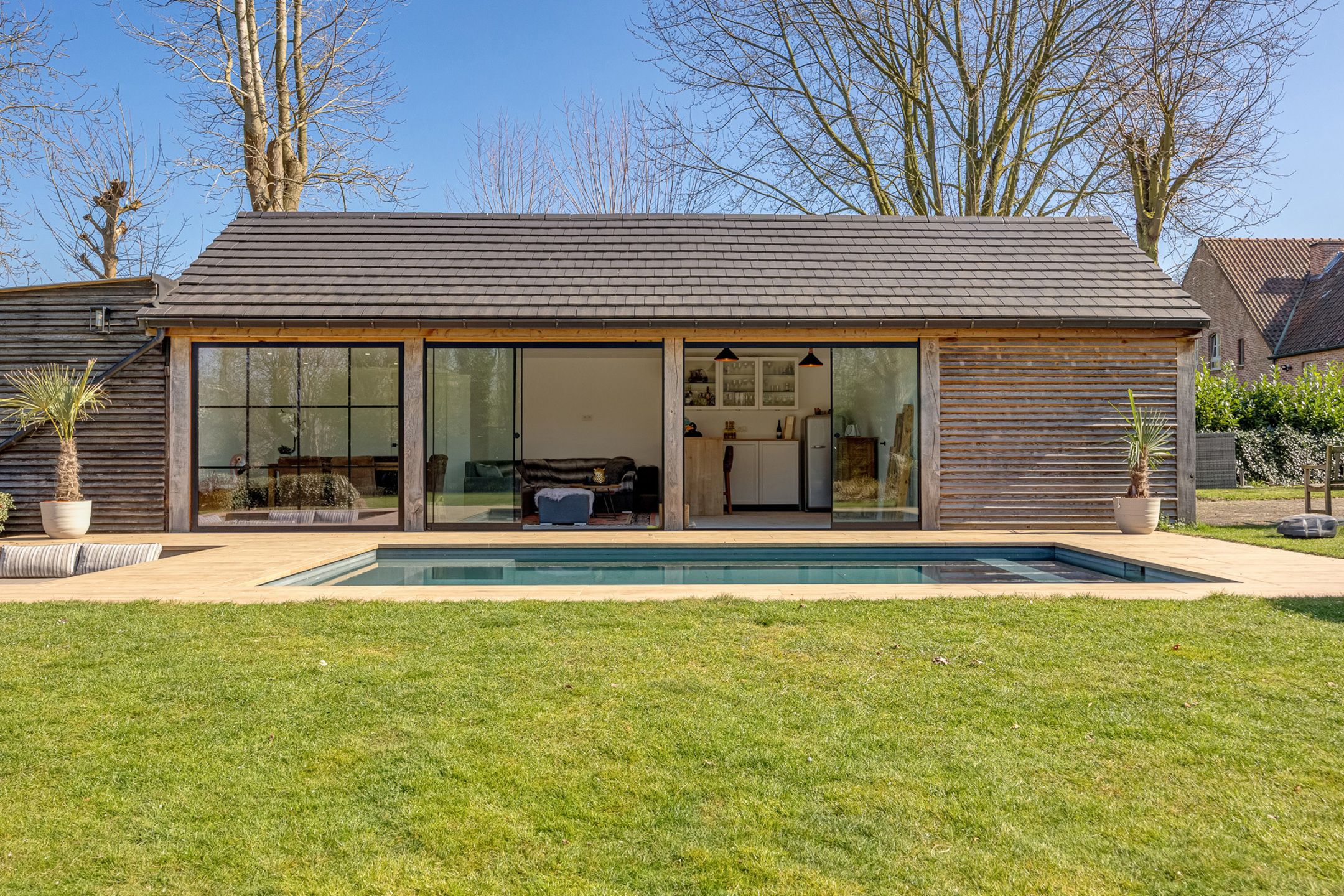 KONTICH - Exclusieve Tudor-villa met zwembad op prachtig perceel  foto 20