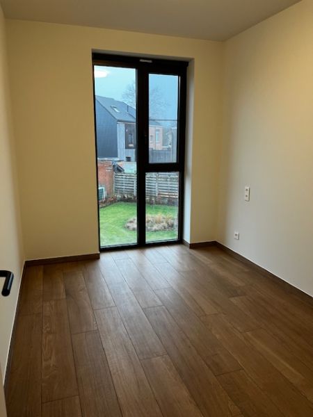 Exclusief gelijkvloers duplex appartement met 3 slaapkamer en 2 badkamers foto 15