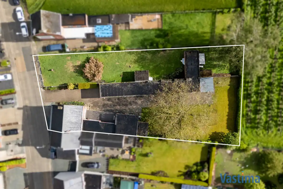 Woning met opslagruimte en grond op strategische ligging foto 31