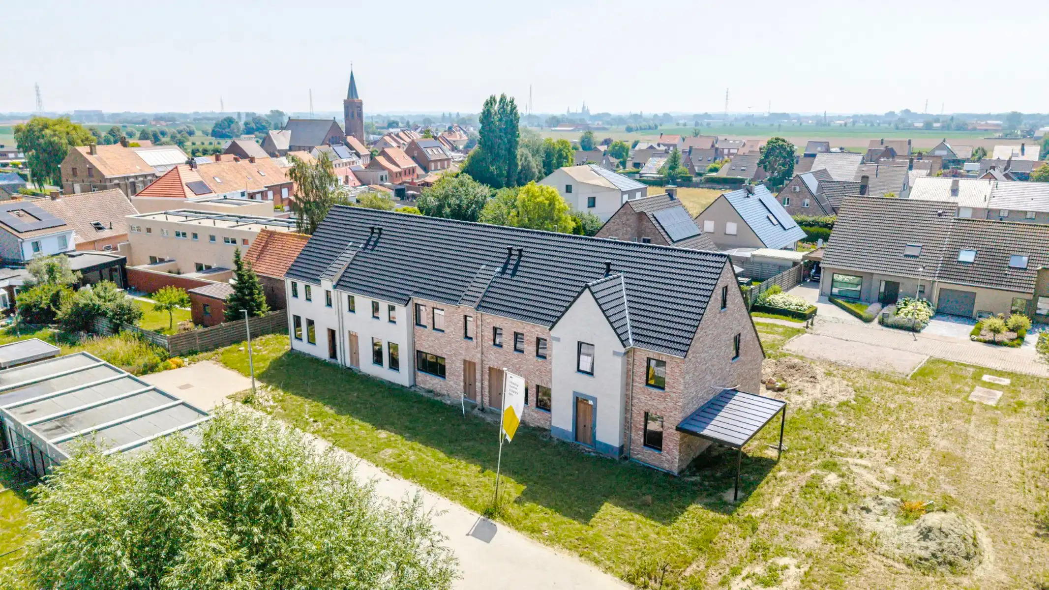 Gesloten tijdloze woning foto 20