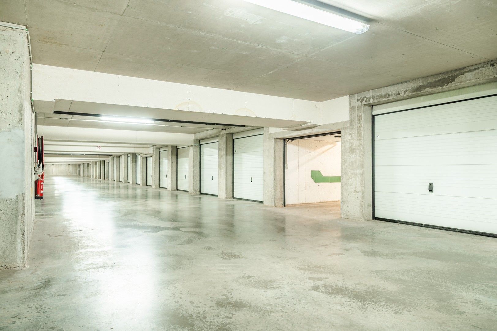 Instapklaar gelijkvloers appartement met tuin + optioneel een garage box! foto 19