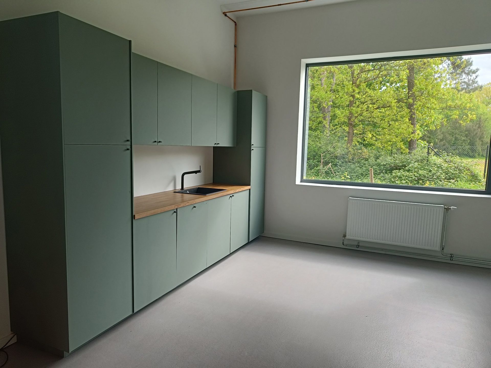 Volledig gerenoveerde polyvalente ruimte  te huur, ook tijdelijke huur / POP-UP van max. 4 maanden mogelijk ! foto 11