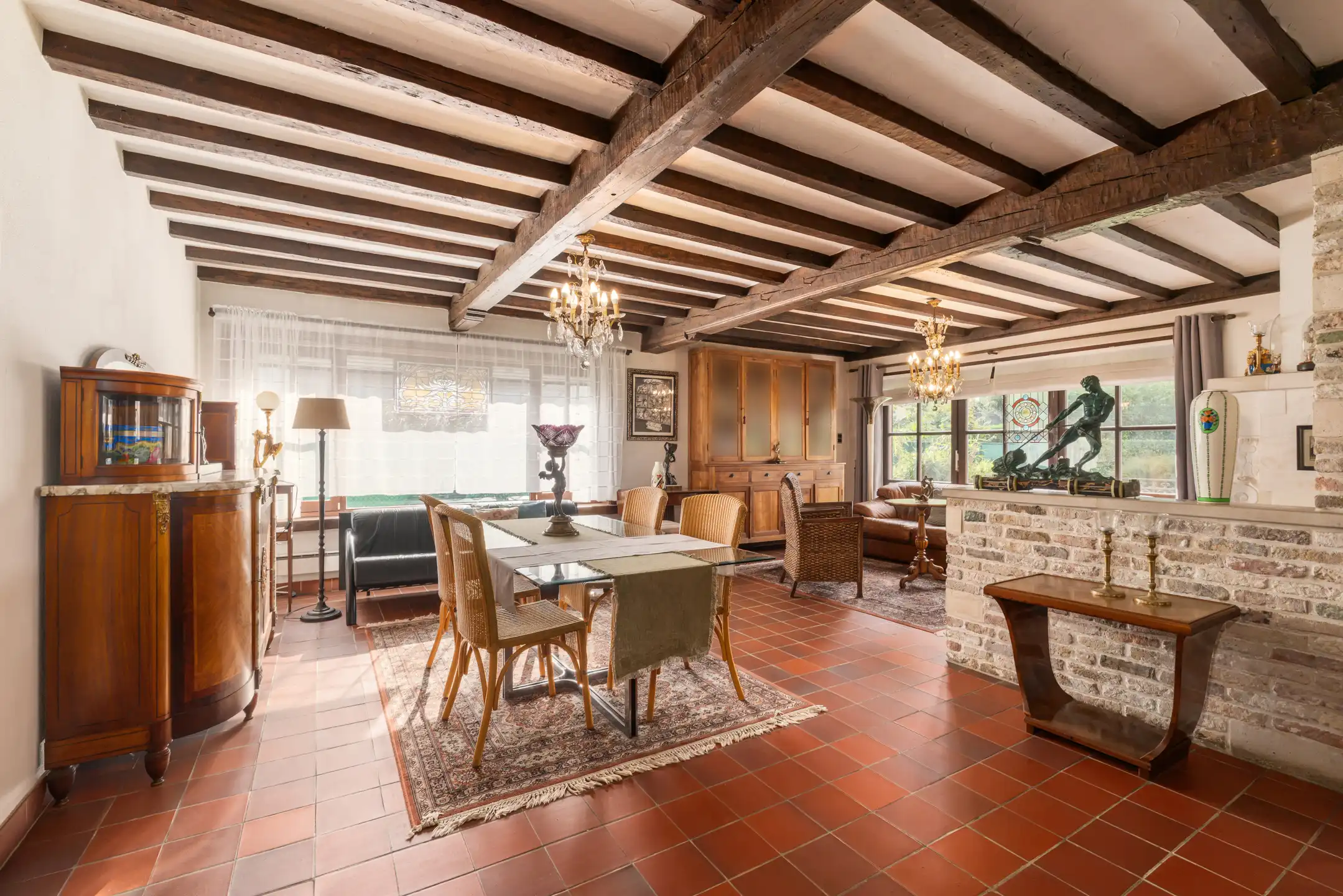 Charmante woning op perceel van 1.099 m² te Sint-Kruis! foto 7