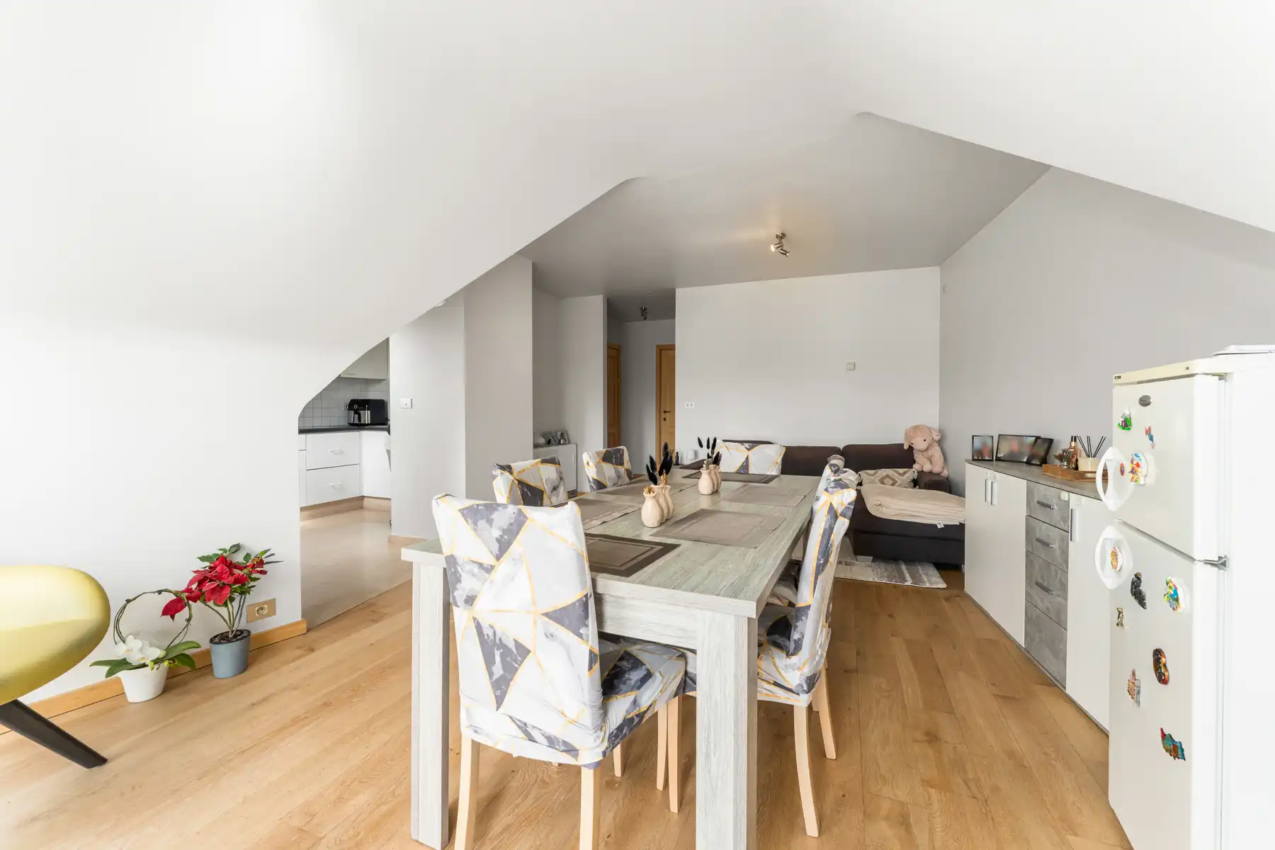 Opbrengsteigendom met 4 appartementen.  foto 38
