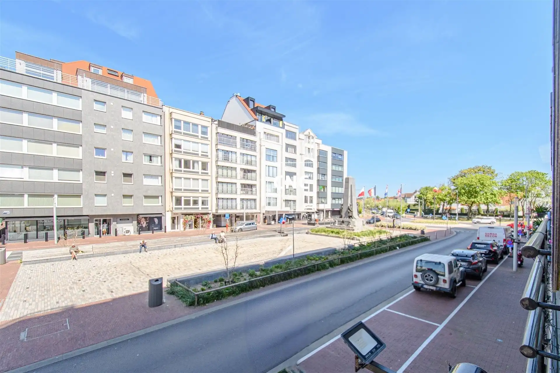 Goed draaiende horecazaak op centrale en commerciële ligging foto 14