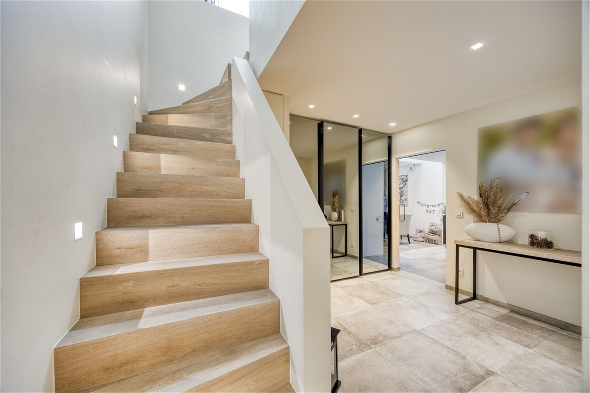 VERKOCHT BINNEN DE WEEK !!!!!    3-slaapkamerwoning in hartje Liedekerk foto 3
