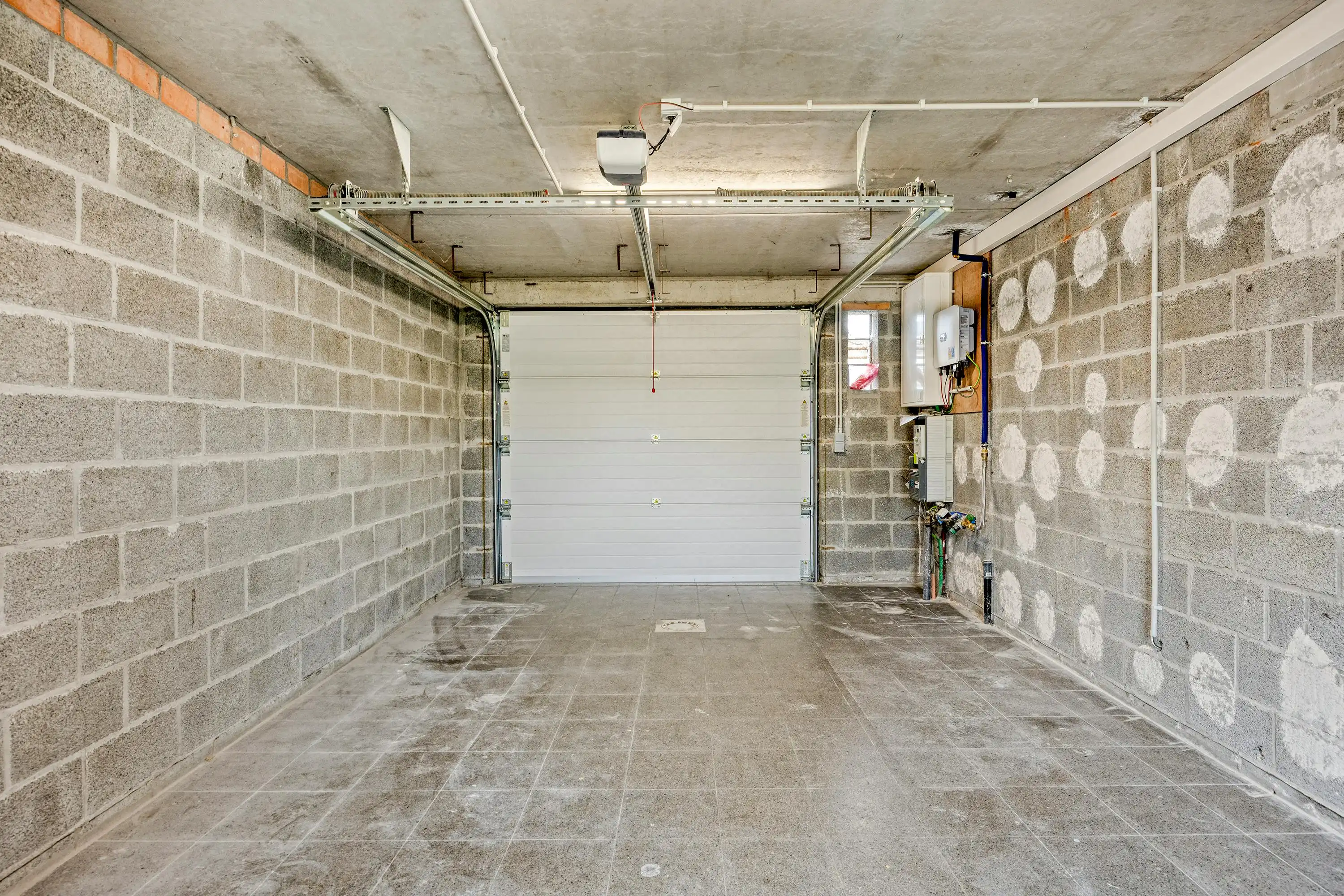 Recent gerenoveerd huis met 3 kamers te koop in Deerlijk foto 27