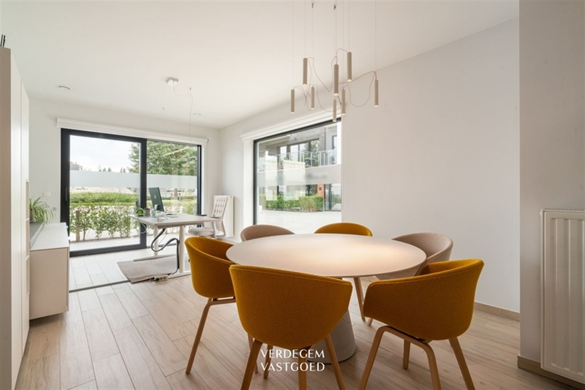 Instapklaar gelijkvloers appartement met ondergrondse autostaanplaats in rustige omgeving foto 3