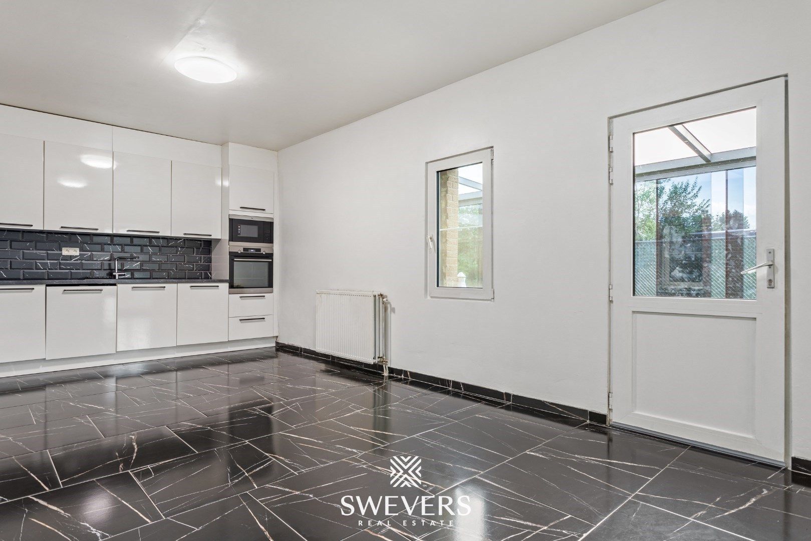 Instapklare, recent gerenoveerde gezinswoning in Beverlo foto 7