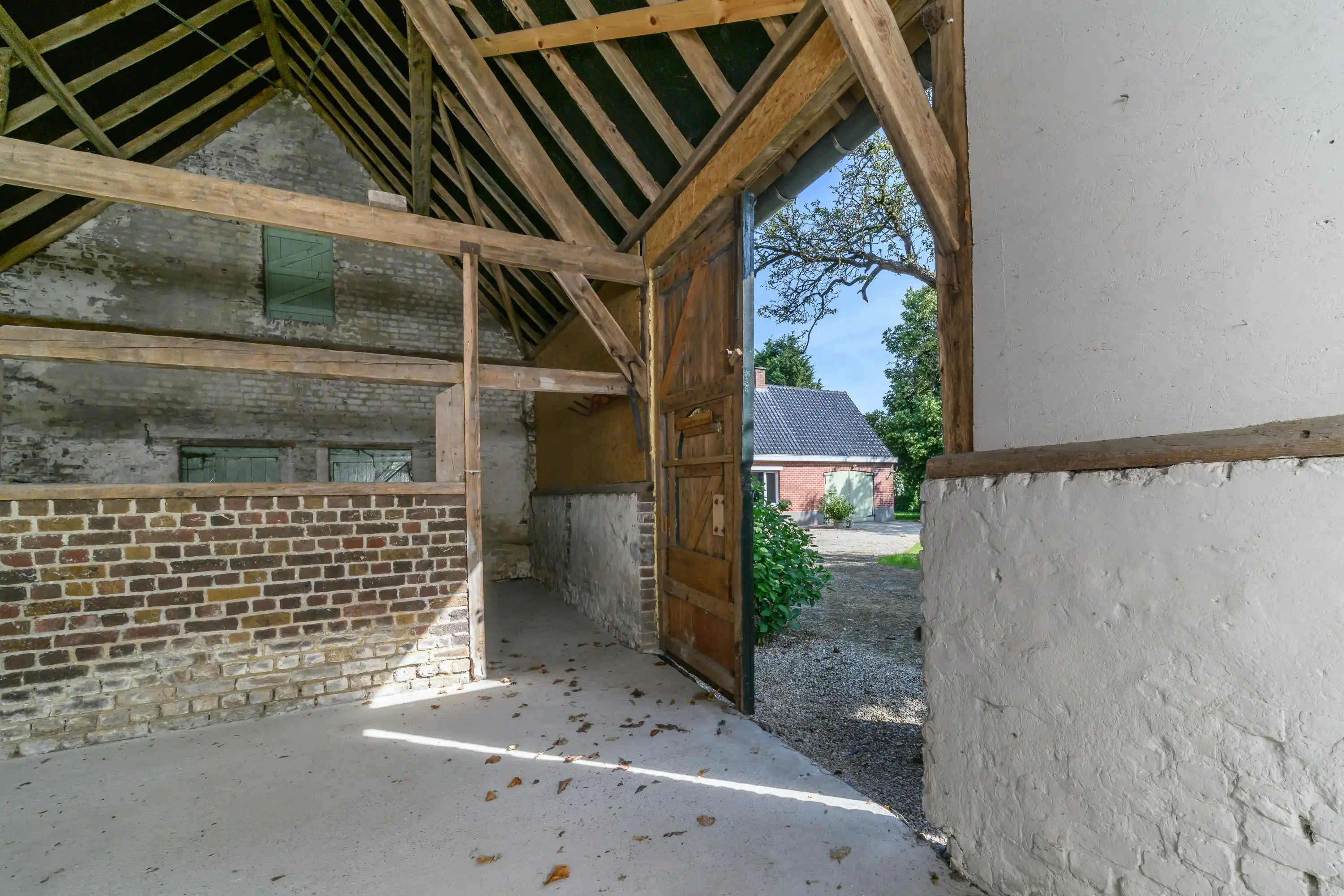 Te renoveren villa te Hertsberge foto 15