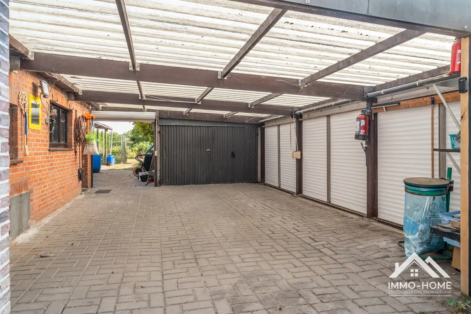 Vrijstaande woning in landelijke omgeving met veel potentieel!  foto 6