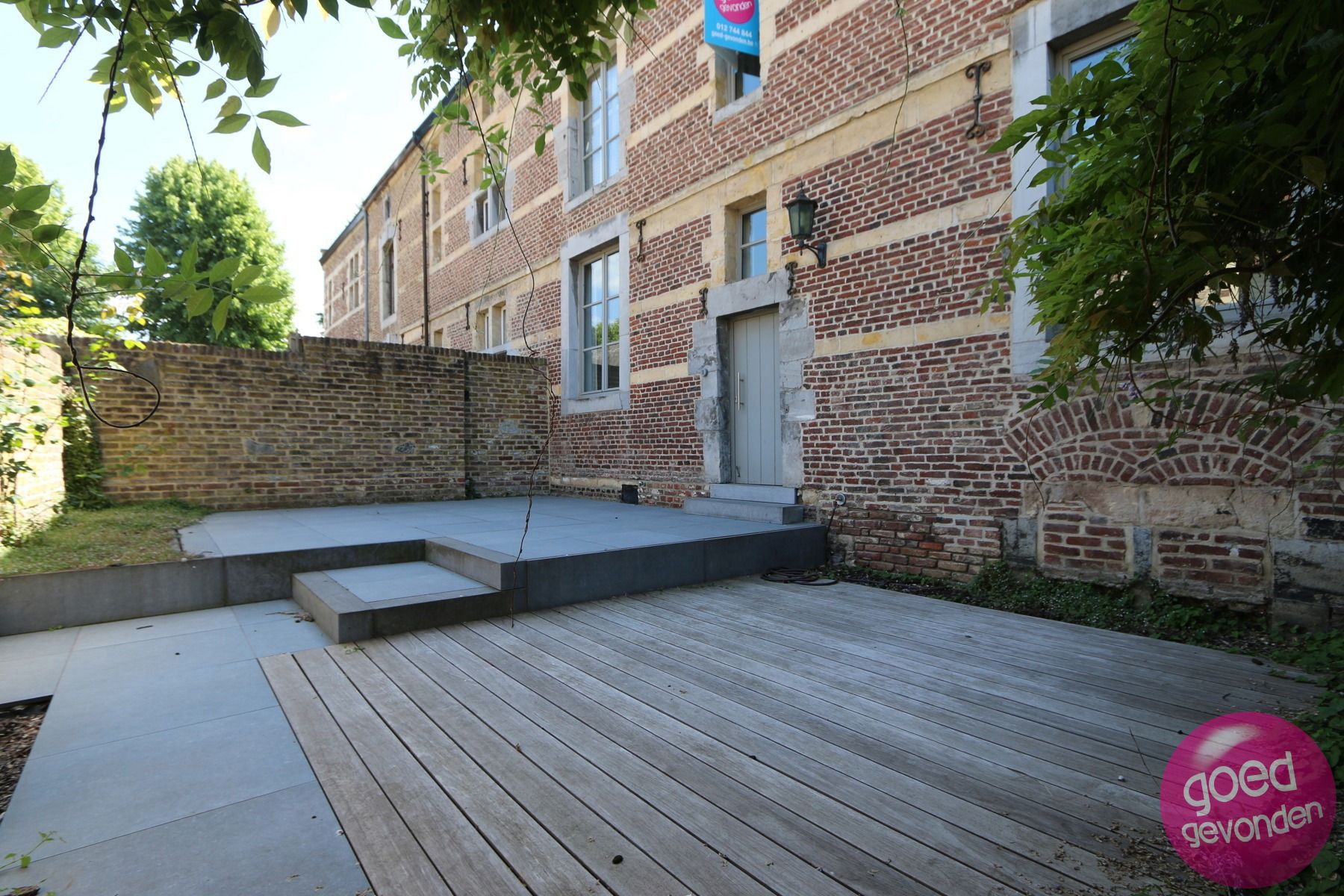 UNIEKE BEGIJNWONING - 2 SLK - TERRAS - GRONDIG GERENOVEERD foto 3