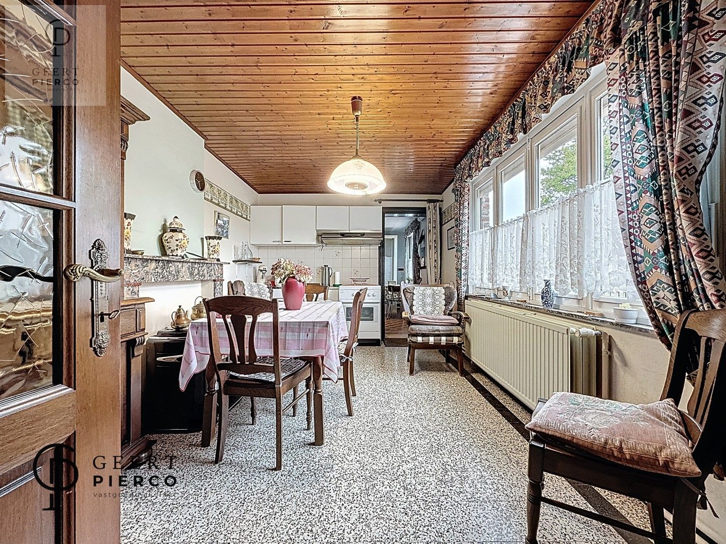 Leuke gezinswoning foto 9