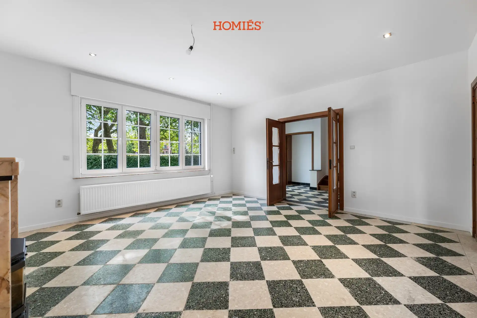 Karaktervolle gerenoveerde woning met 4 slaapkamers foto 5