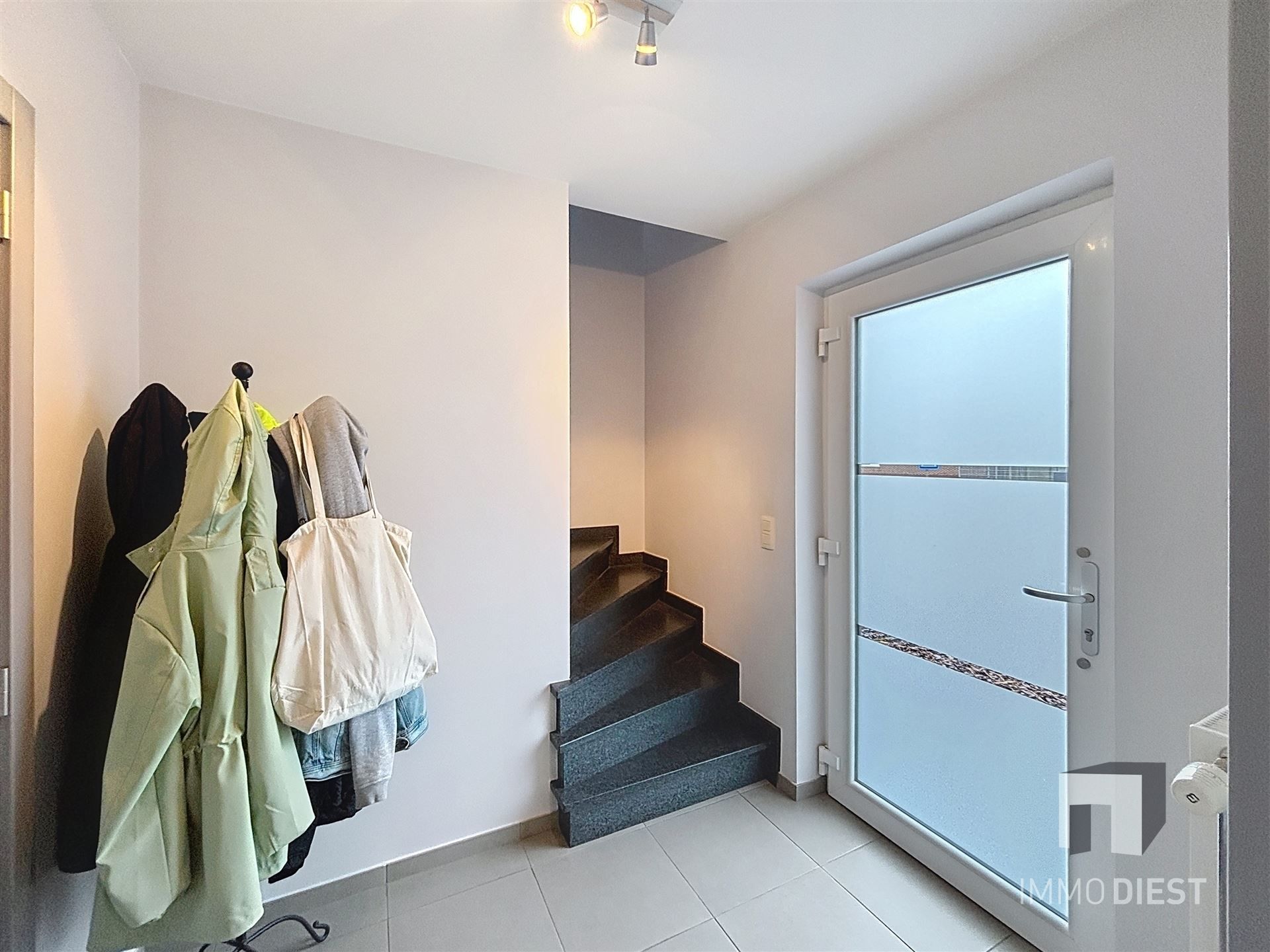 Energiezuininge woning met 3slpk - 2 carports - 5,41are  foto 17