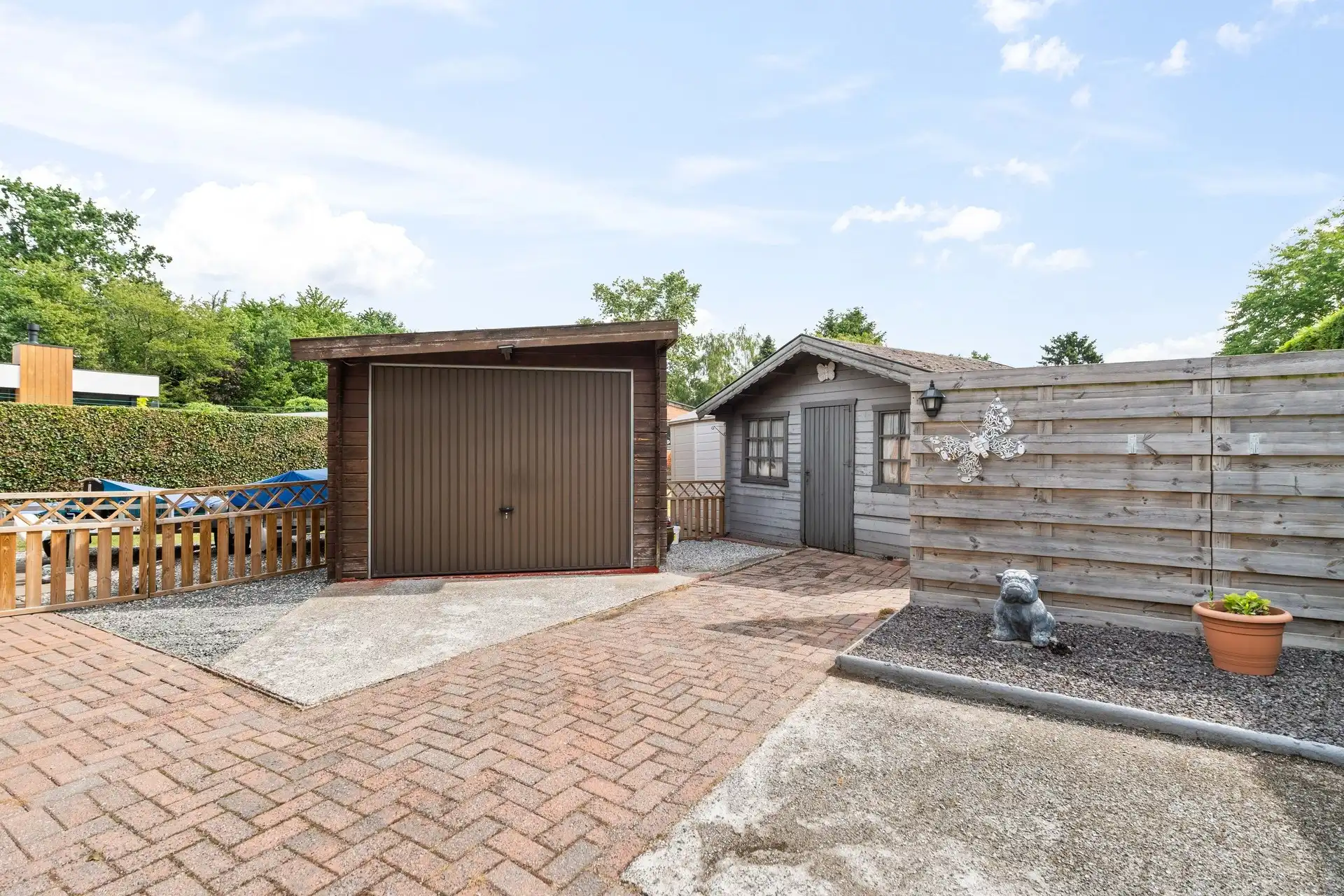 Rustig gelegen bungalow op een rustige ligging te Berlare op 885m² grond. foto 17